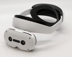 Immagine Lynx-R2: il visore standalone con il campo visivo più ampio di sempre a 126°